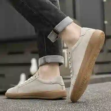 Classic Low Sneakers