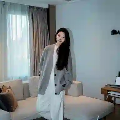 NEVER RULE vintageVlogo