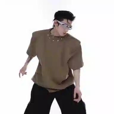 WHELVE T