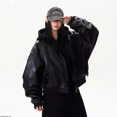 WHELVE pubomber