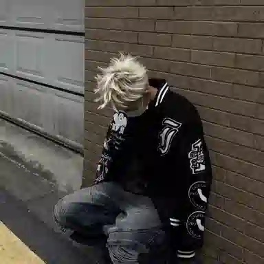 WHELVE Hiphop
