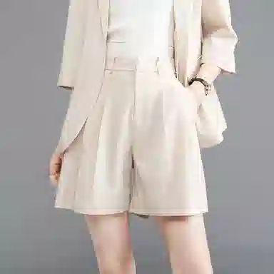 娅丽达 纯色简约通勤时尚休闲短裤 女款