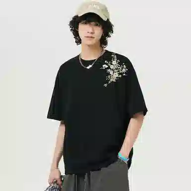 K411 Crane Embroidery T-Shirt