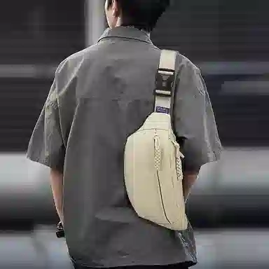 Fairwhale Waist Bag Off-White