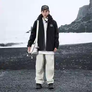 LIGHTNING MONSTER Logo