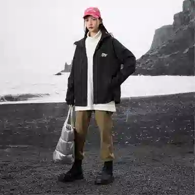 LIGHTNING MONSTER Logo