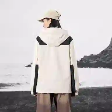 LIGHTNING MONSTER Logo