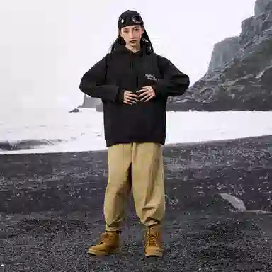 LIGHTNING MONSTER Logo