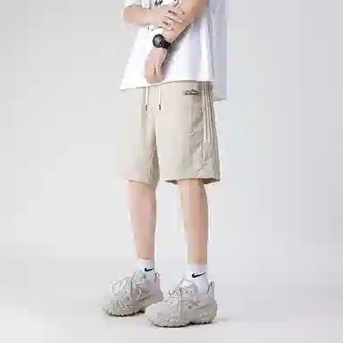 LIGHTNING MONSTER logo