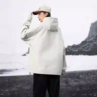 LIGHTNING MONSTER Logo