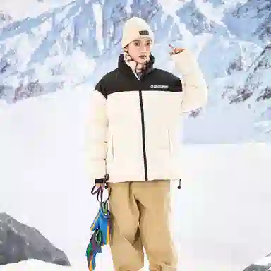 LIGHTNING MONSTER Logo