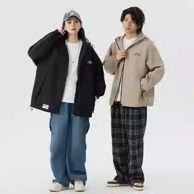 LIGHTNING MONSTER Logo