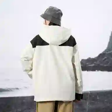 LIGHTNING MONSTER Logo