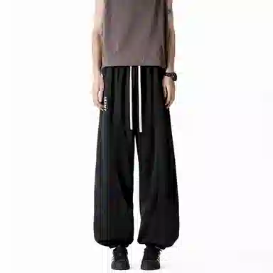 LIGHTNING MONSTER Logo