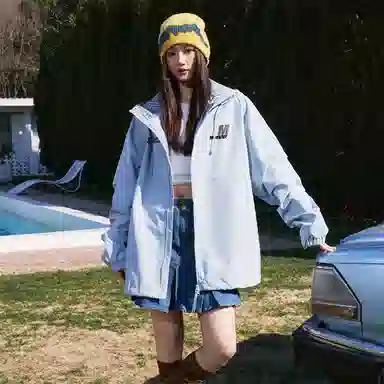 LIGHTNING MONSTER Logo