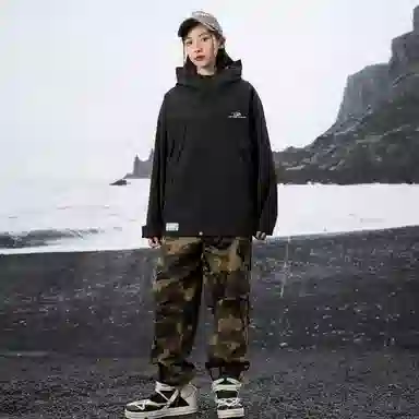 LIGHTNING MONSTER Logo