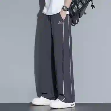 LIGHTNING MONSTER Logo