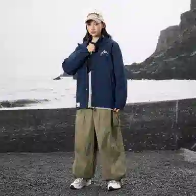 LIGHTNING MONSTER Logo