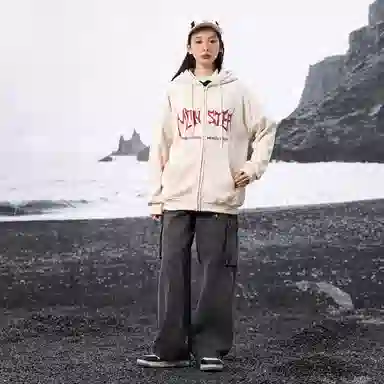 LIGHTNING MONSTER Logo