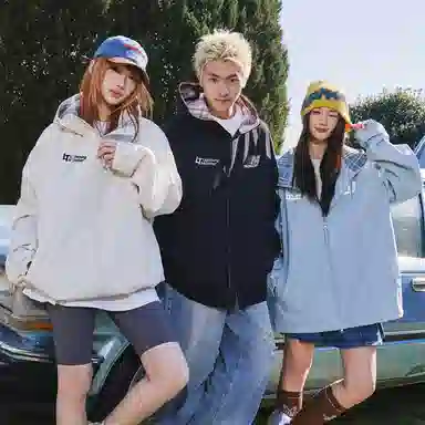 LIGHTNING MONSTER Logo