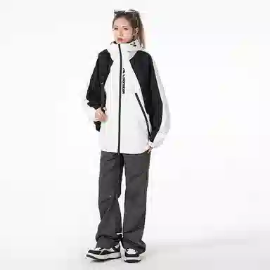 LIGHTNING MONSTER Logo