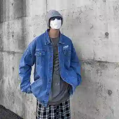 LIGHTNING MONSTER Logo