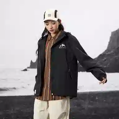 LIGHTNING MONSTER Logo