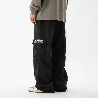 LIGHTNING MONSTER Logo