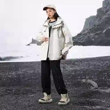 LIGHTNING MONSTER Logo