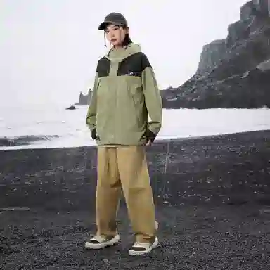 LIGHTNING MONSTER Logo