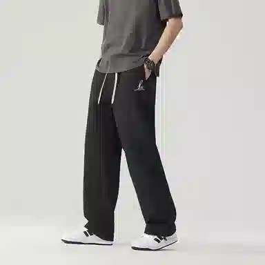 LIGHTNING MONSTER Logo