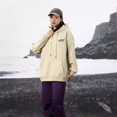 LIGHTNING MONSTER Logo