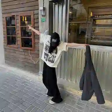 KLAMMKICKS vintageSoronaboxyT