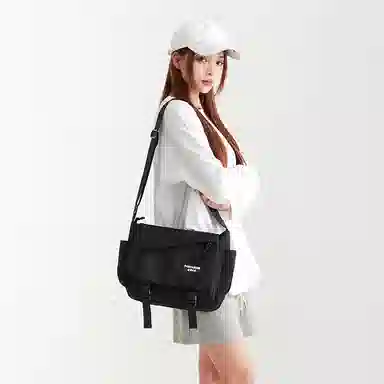 PANDABOBB Oxford Shoulder Bag Black/White