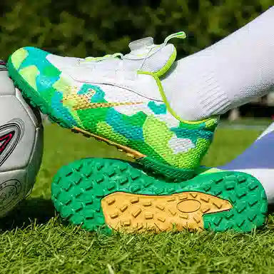 双星 运动舒适抓地 减震防滑耐磨防水透气包裹性支撑轻便回弹 足球鞋 女款 白绿