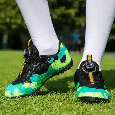 双星 运动舒适 专业草地抓地 减震防滑耐磨防水透气包裹性支撑轻便回弹 足球鞋 女款 黑绿