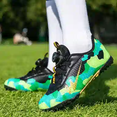 双星 运动舒适 专业草地抓地 减震防滑耐磨防水透气包裹性支撑轻便回弹 足球鞋 女款 黑绿
