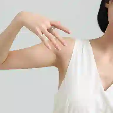 慕阳 知否宽戒 小众轻奢简约高级感复古设计 日常通勤精致百搭 大气古风氛围感 新中式国风个性休闲时尚 精美礼盒 树脂 戒指 女款