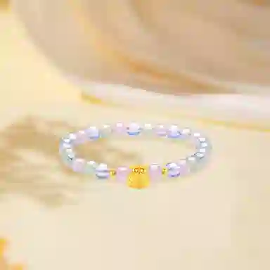 999