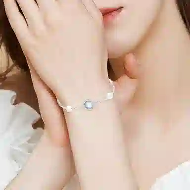 S925