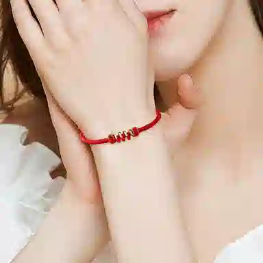S925