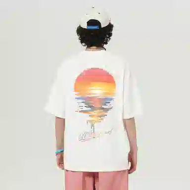UNthemed T