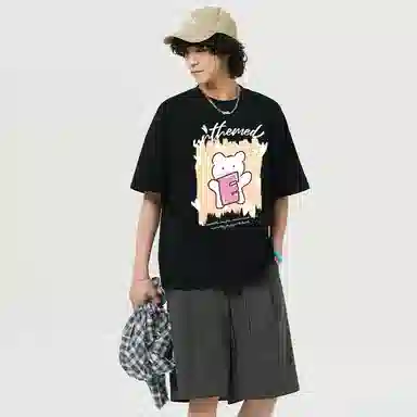 UNthemed ME Logo T-Shirt