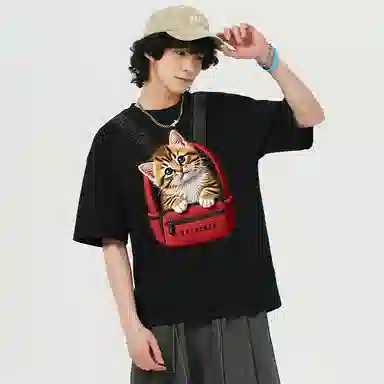UNthemed T