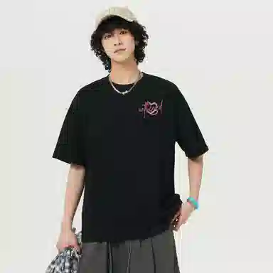 UNthemed Graffiti Heart Wings Tee