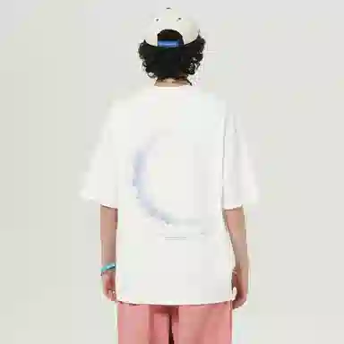 UNthemed T