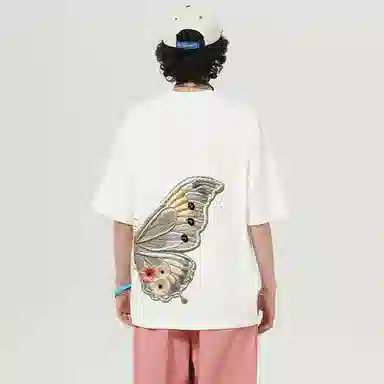 UNthemed T