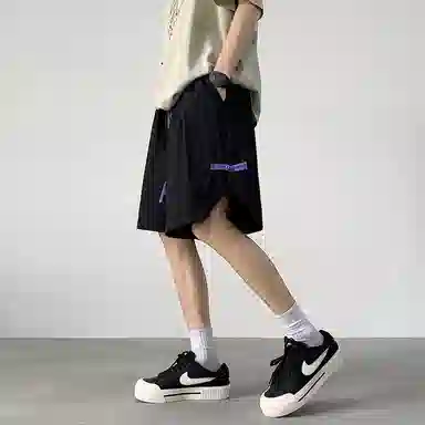 UNthemed