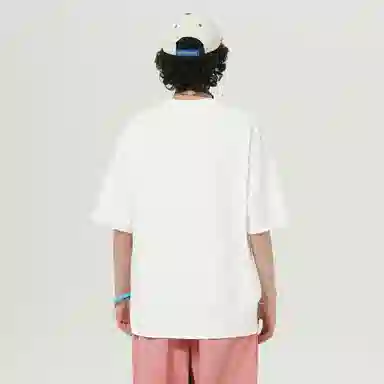 UNthemed T