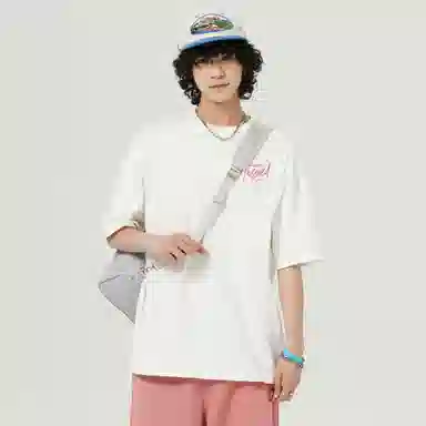 UNthemed Graffiti Heart Wings Tee